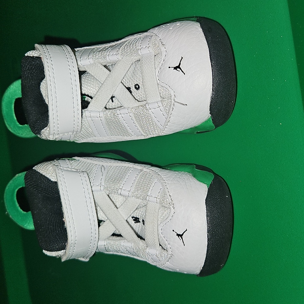 Jordan 6 Rings Kids 4C White and Lucky Green Sneakers